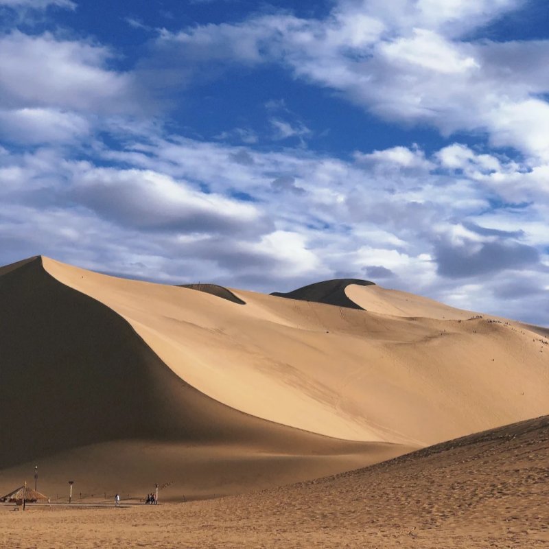 Echo Sand Mountain, Dunhuang