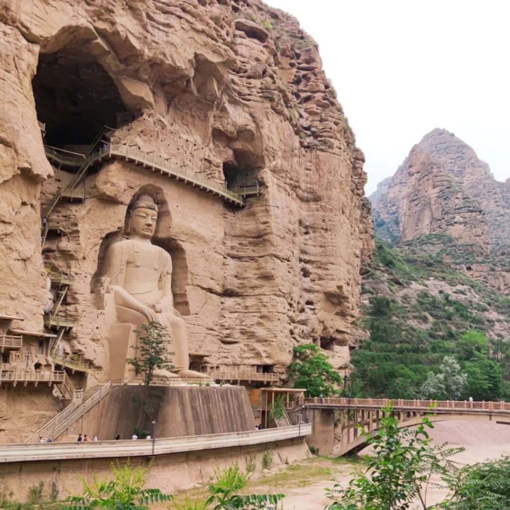 Binglingsi Grottoes