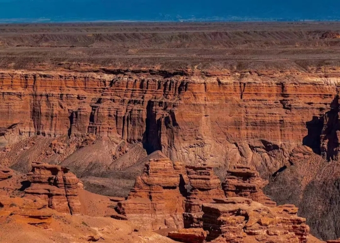 Charyn Canyon