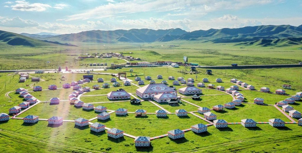 Peaceful nomad camp in Gadê County Qinghai