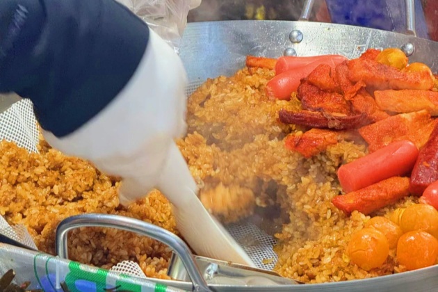 xinjiang urumuqi night market