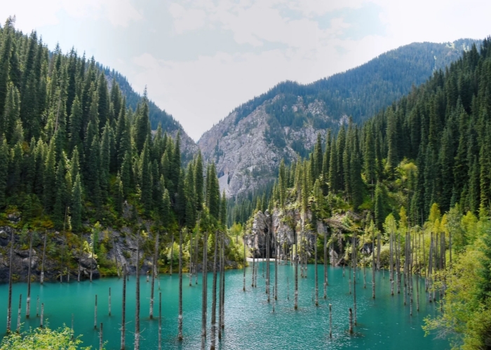 Kaindy Lake